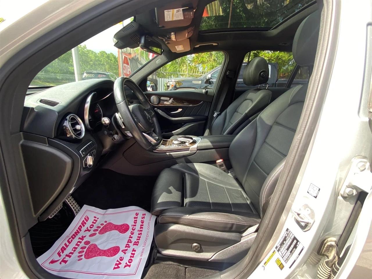 Mercedes-Benz GLC-Class GLC300 2019