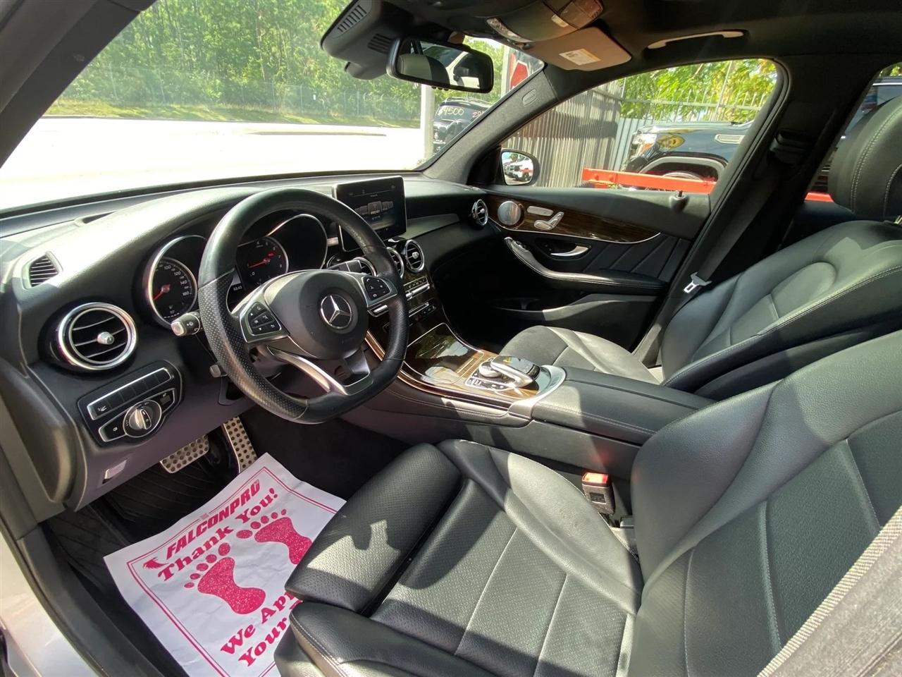 Mercedes-Benz GLC-Class GLC300 2019