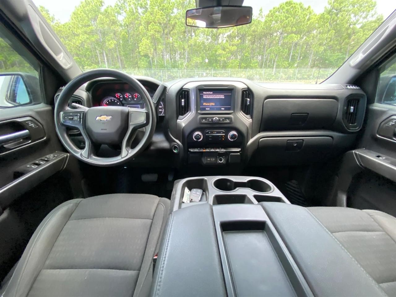 Chevrolet Silverado 1500 Custom Crew Cab 4WD 2023