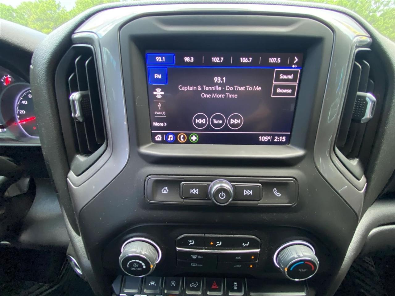 Chevrolet Silverado 1500 Custom Crew Cab 4WD 2023
