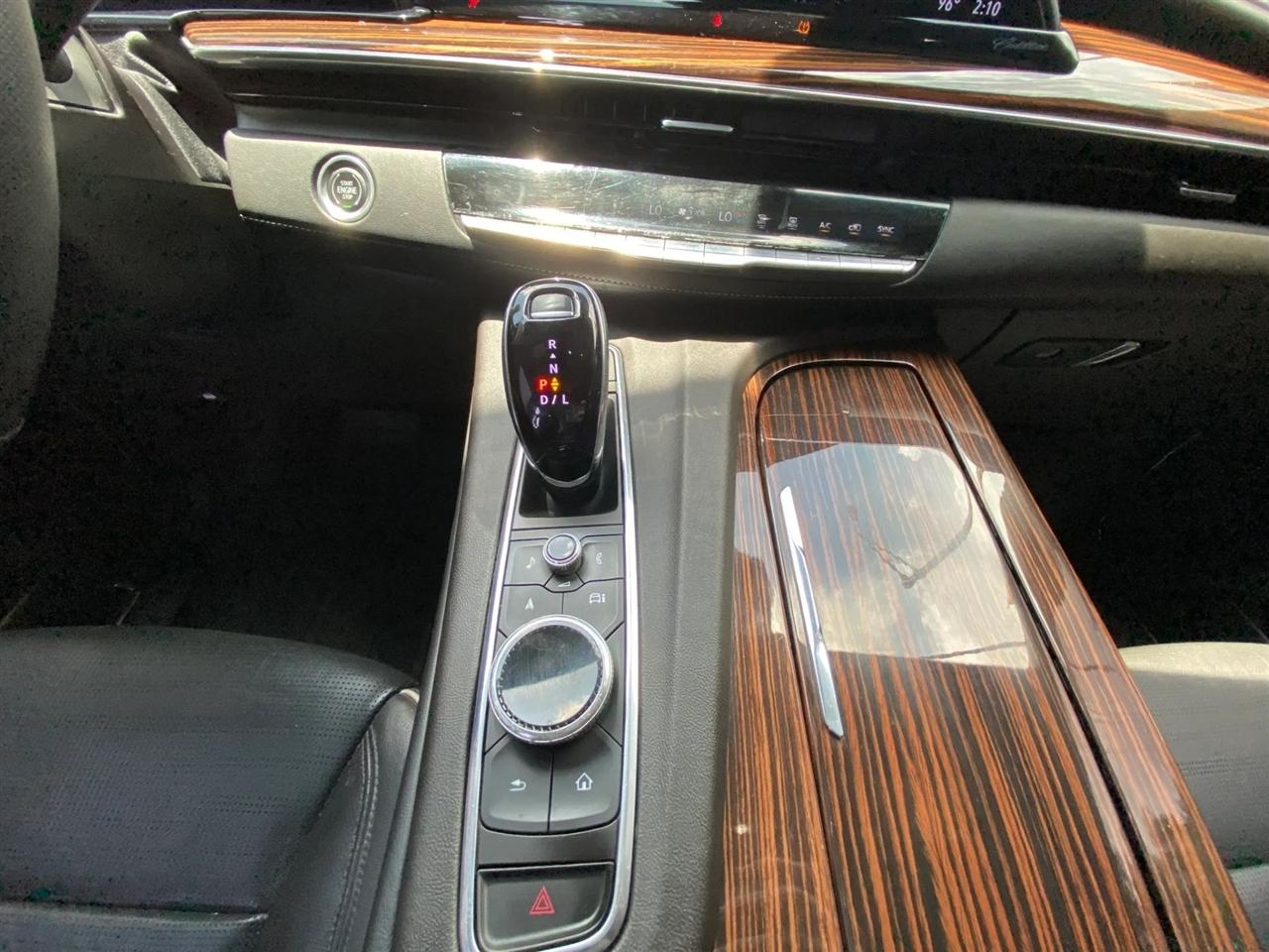 Cadillac Escalade ESV Premium Luxury 2021