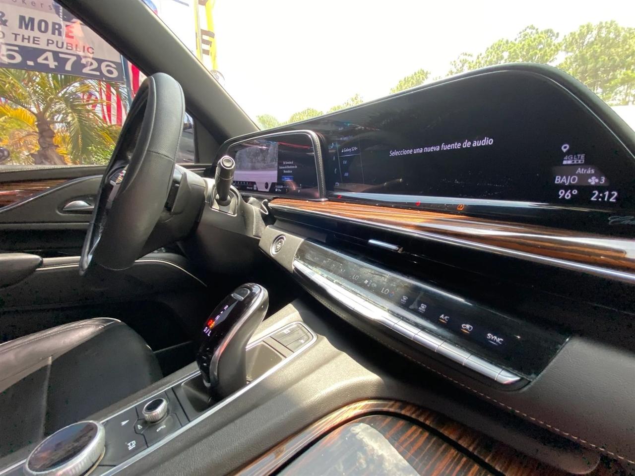 Cadillac Escalade ESV Premium Luxury 2021