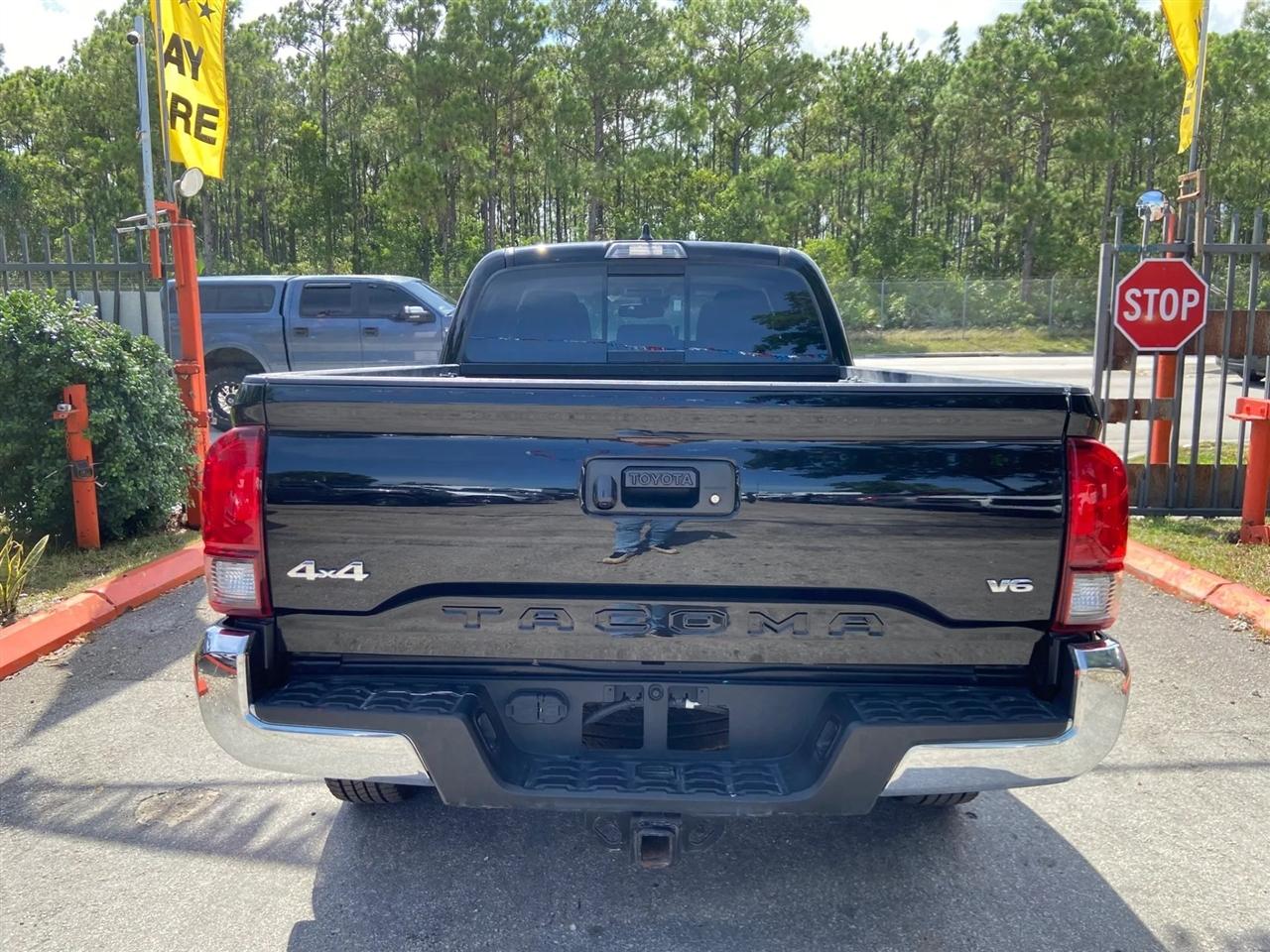 Toyota Tacoma SR5 Double Cab Super Long Bed V6 6AT 4WD 2023