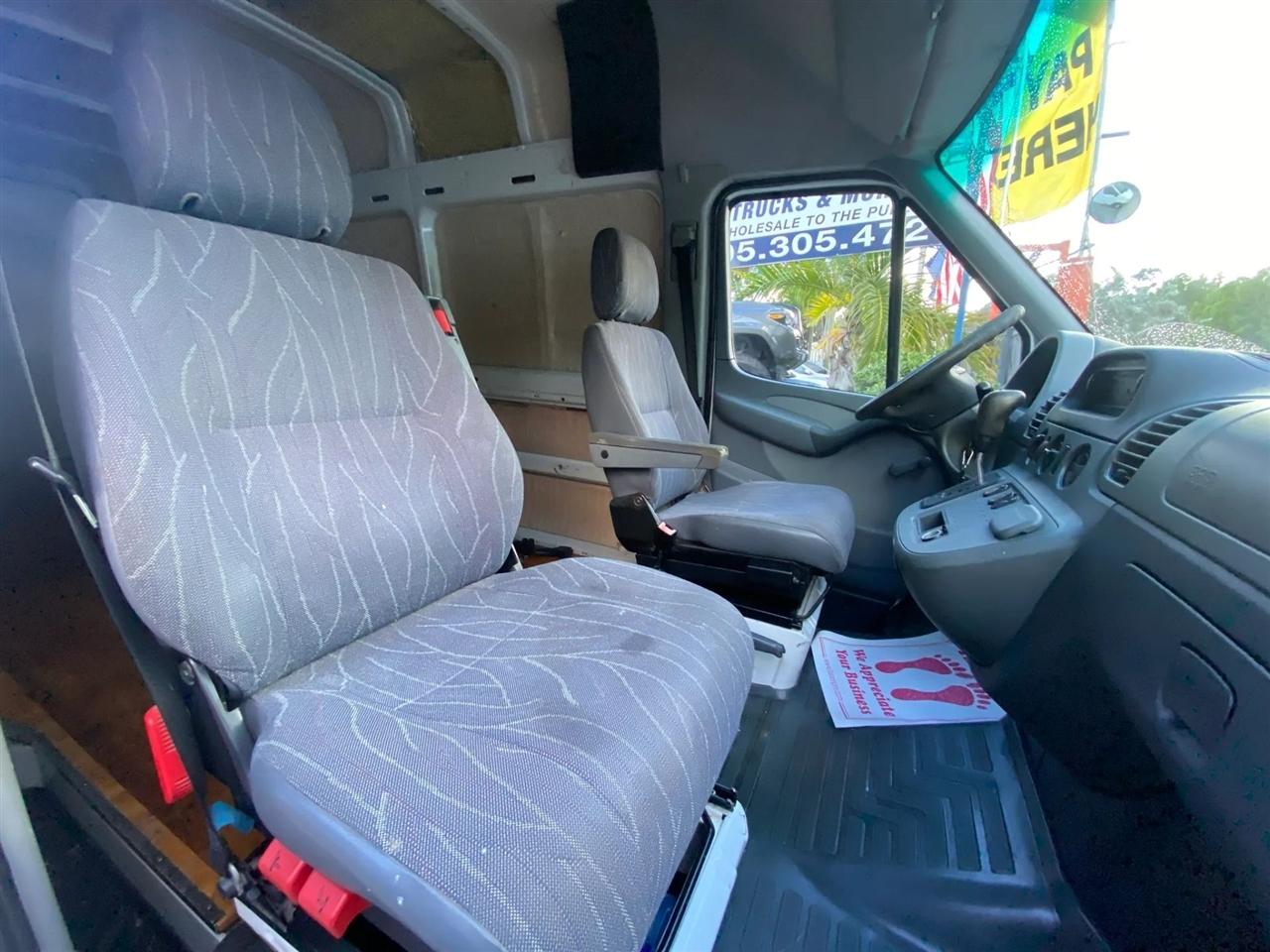 Dodge Sprinter Van 2500 Super High Ceiling 158-in. WB 2003