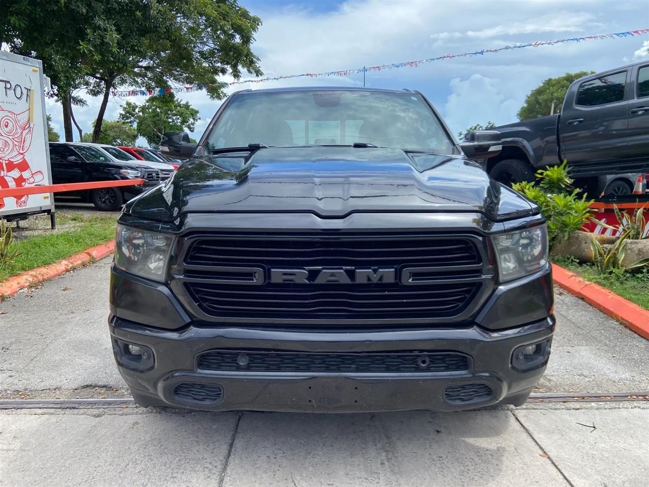 RAM 1500 Lone Star Crew Cab SB 4WD 2020