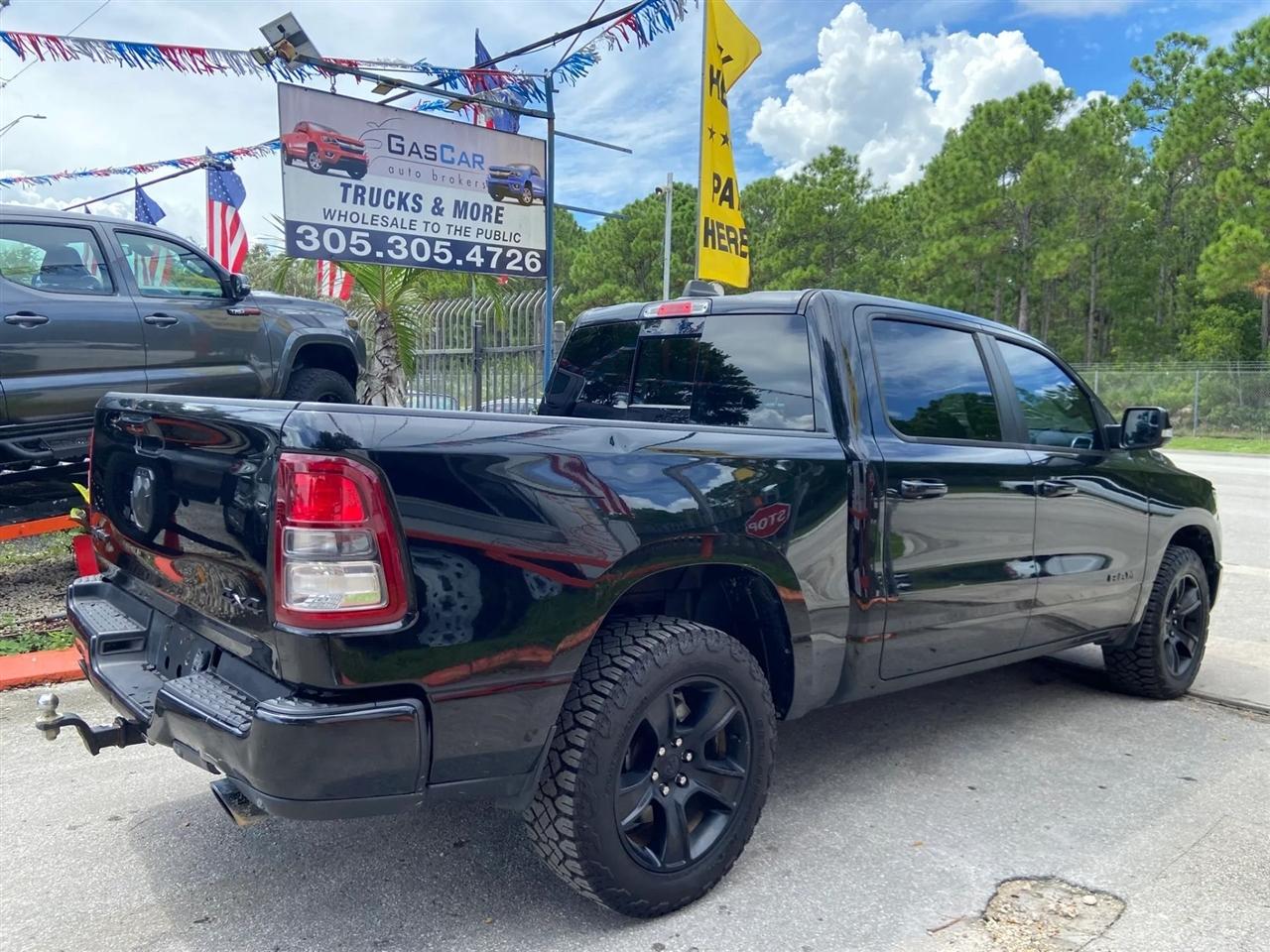 RAM 1500 Lone Star Crew Cab SB 4WD 2020