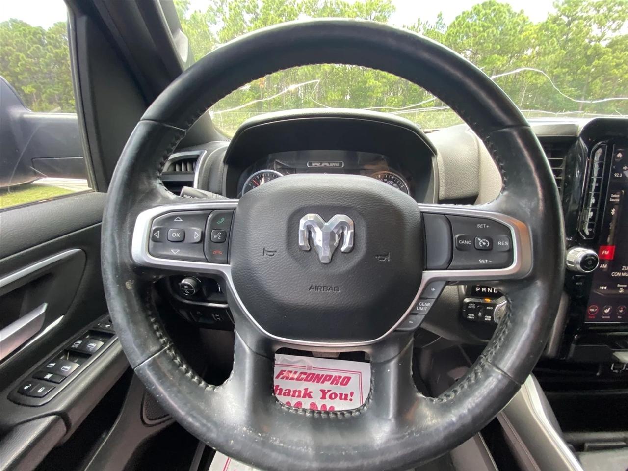 RAM 1500 Lone Star Crew Cab SB 4WD 2020