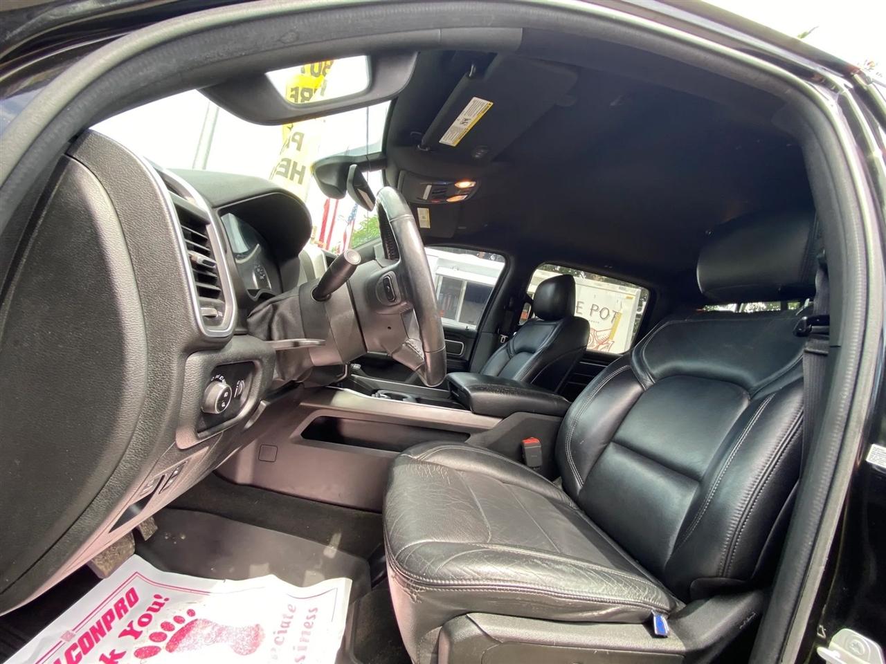 RAM 1500 Lone Star Crew Cab SB 4WD 2020
