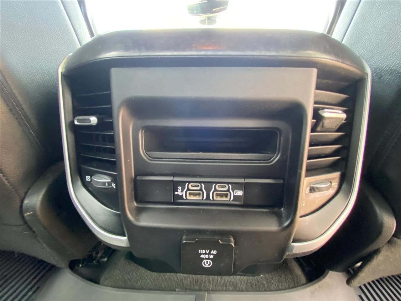 RAM 1500 Lone Star Crew Cab SB 4WD 2020