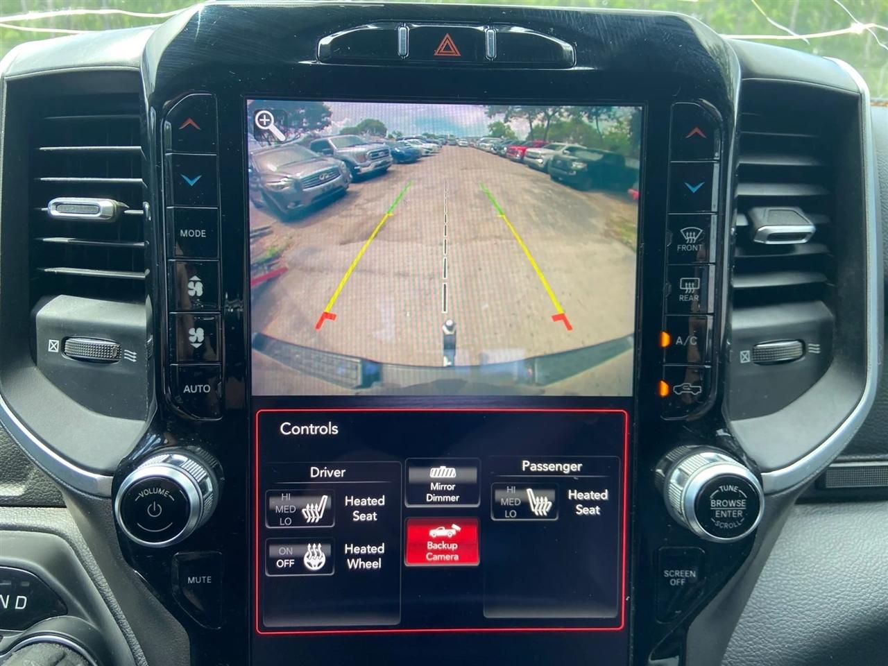 RAM 1500 Lone Star Crew Cab SB 4WD 2020
