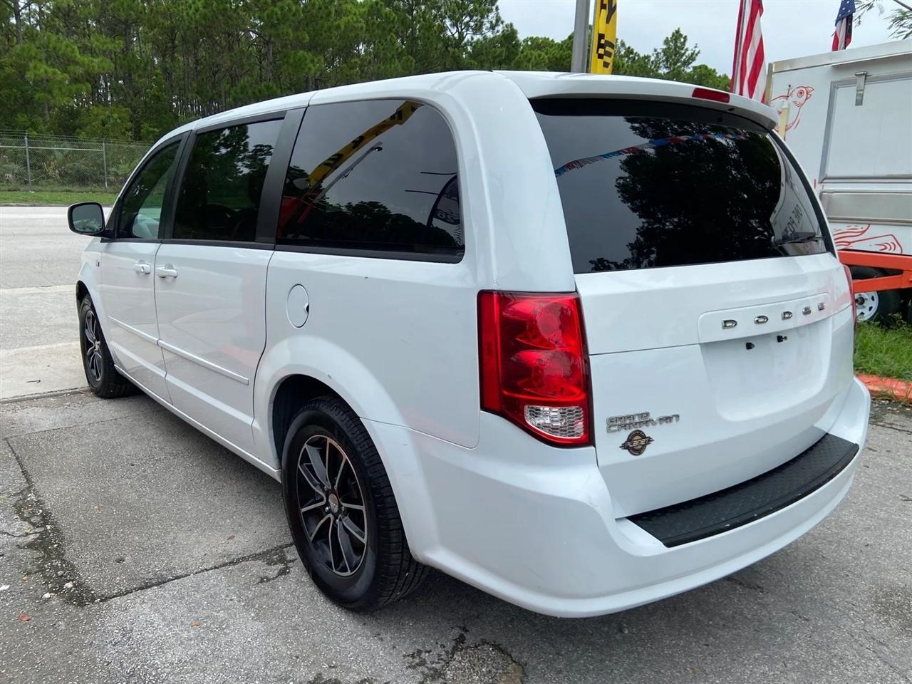 Dodge Grand Caravan SE 2014