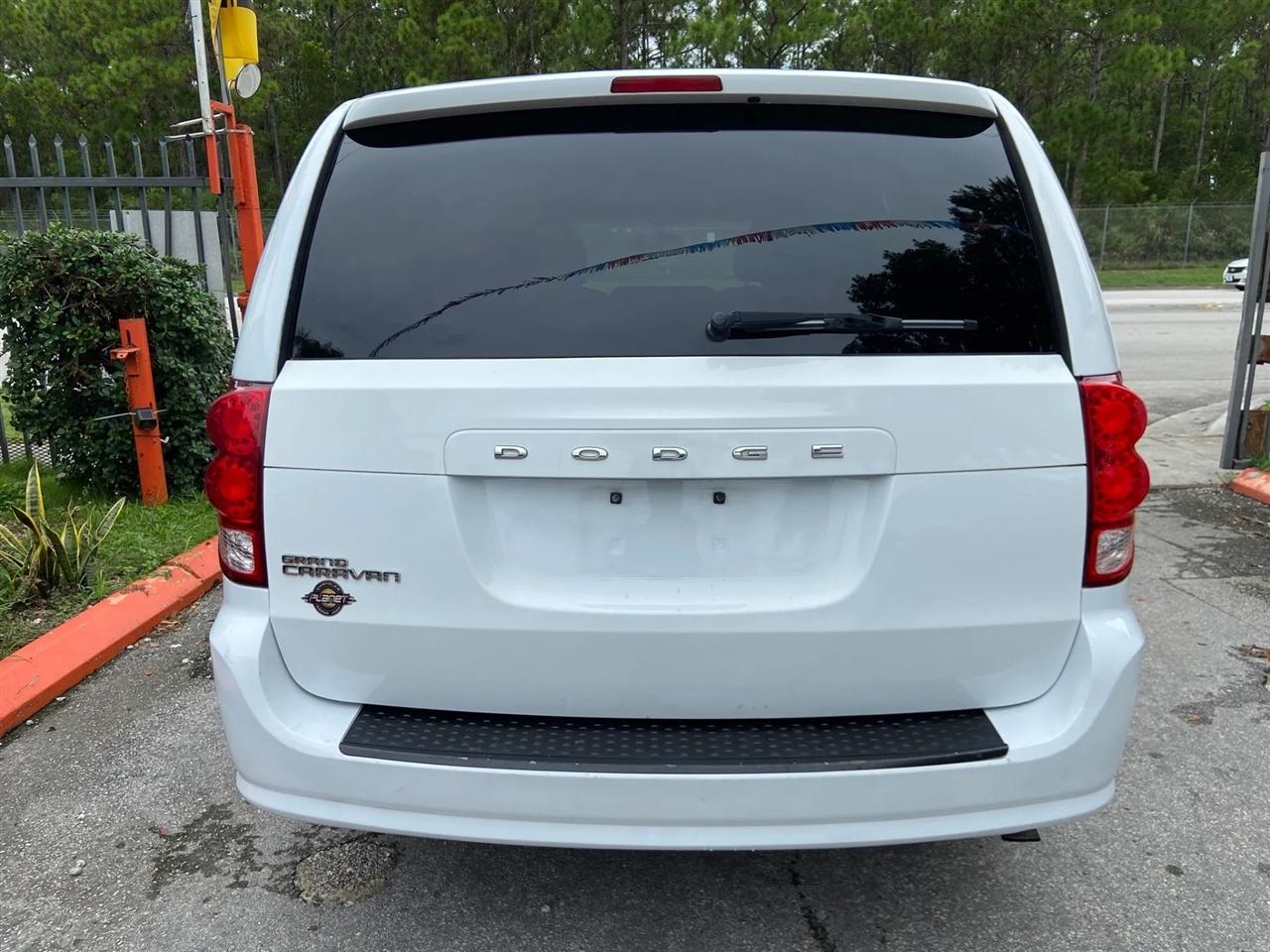 Dodge Grand Caravan SE 2014