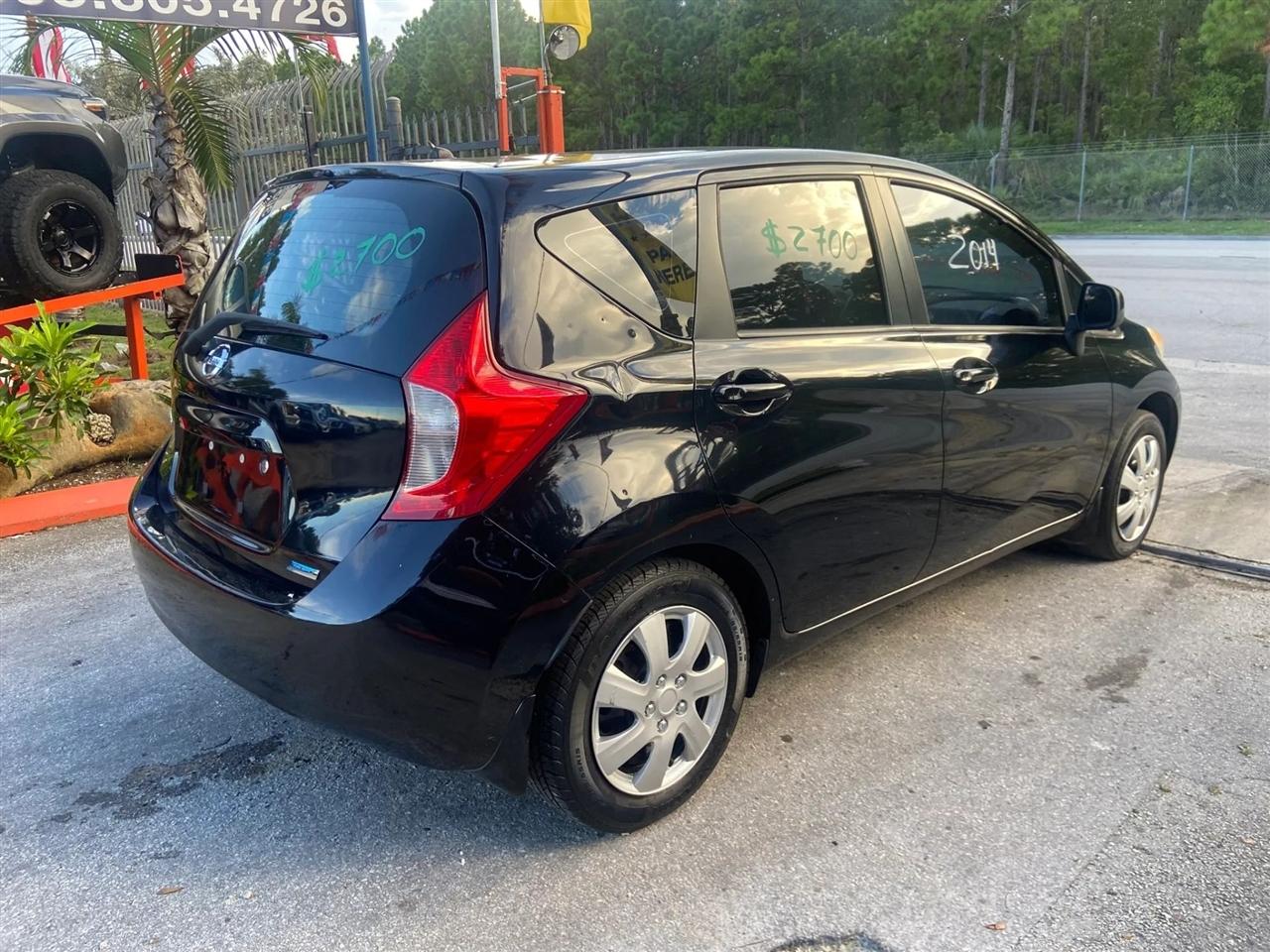 Nissan Versa Note S Plus 2014