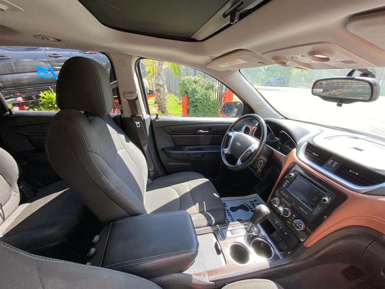 Chevrolet Traverse 1LT FWD 2015