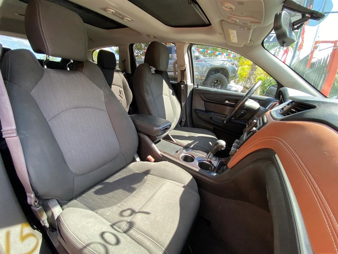 Chevrolet Traverse 1LT FWD 2015
