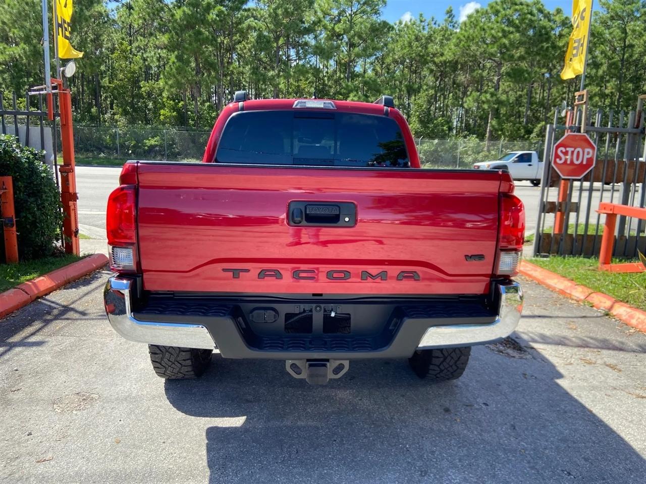 Toyota Tacoma SR5 Double Cab Long Bed V6 6AT 2WD 2018