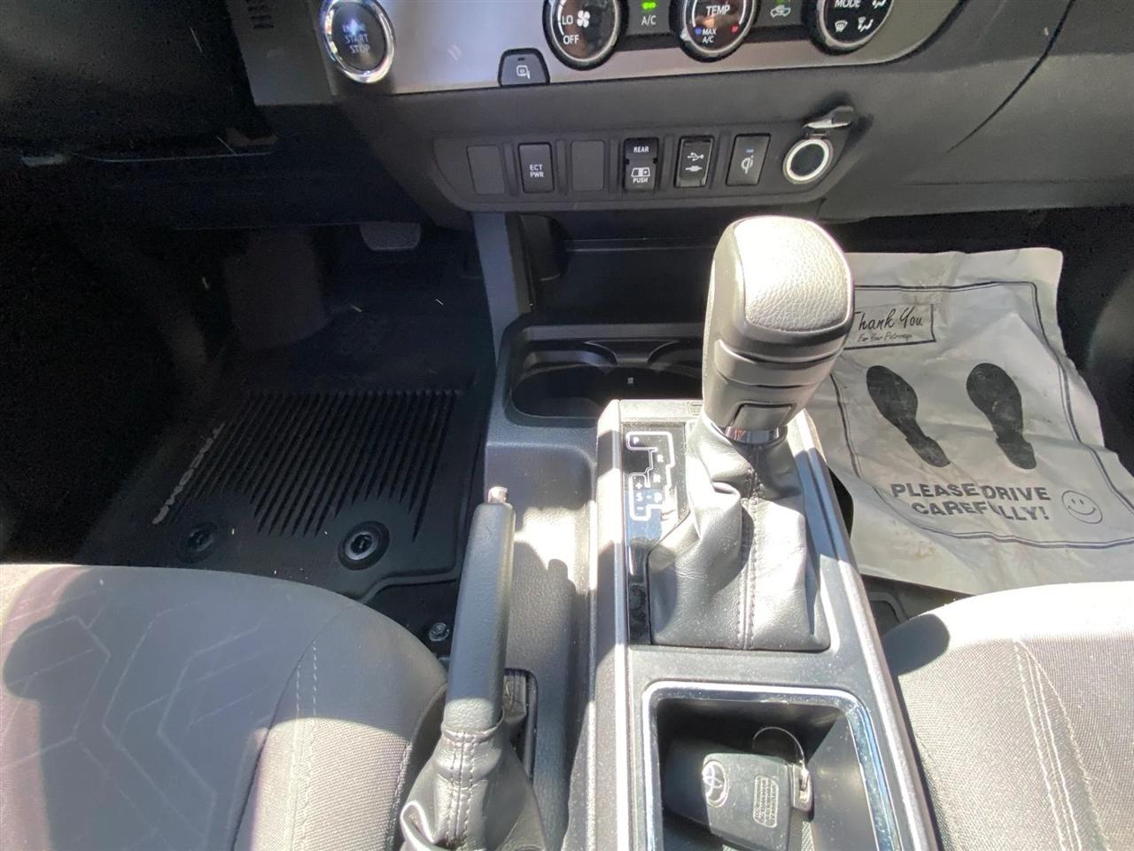 Toyota Tacoma SR5 Double Cab Long Bed V6 6AT 2WD 2018