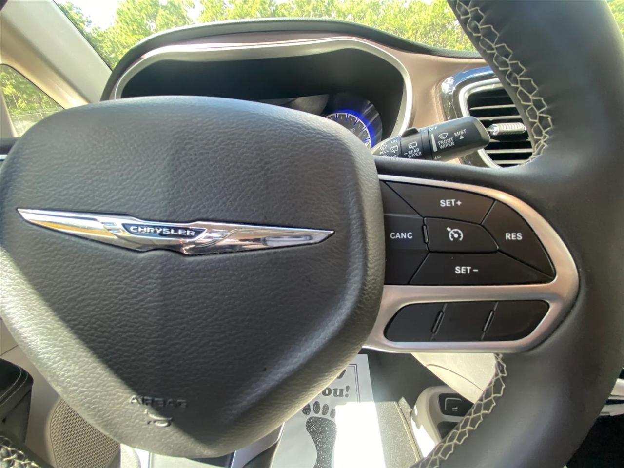 Chrysler Voyager LX 2024