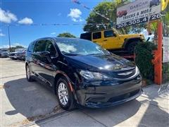 2024 Chrysler Voyager 