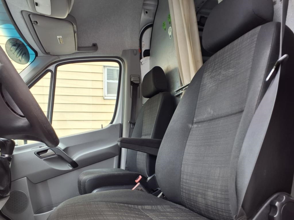 2015 Mercedes Benz Sprinter 3500 photo 5