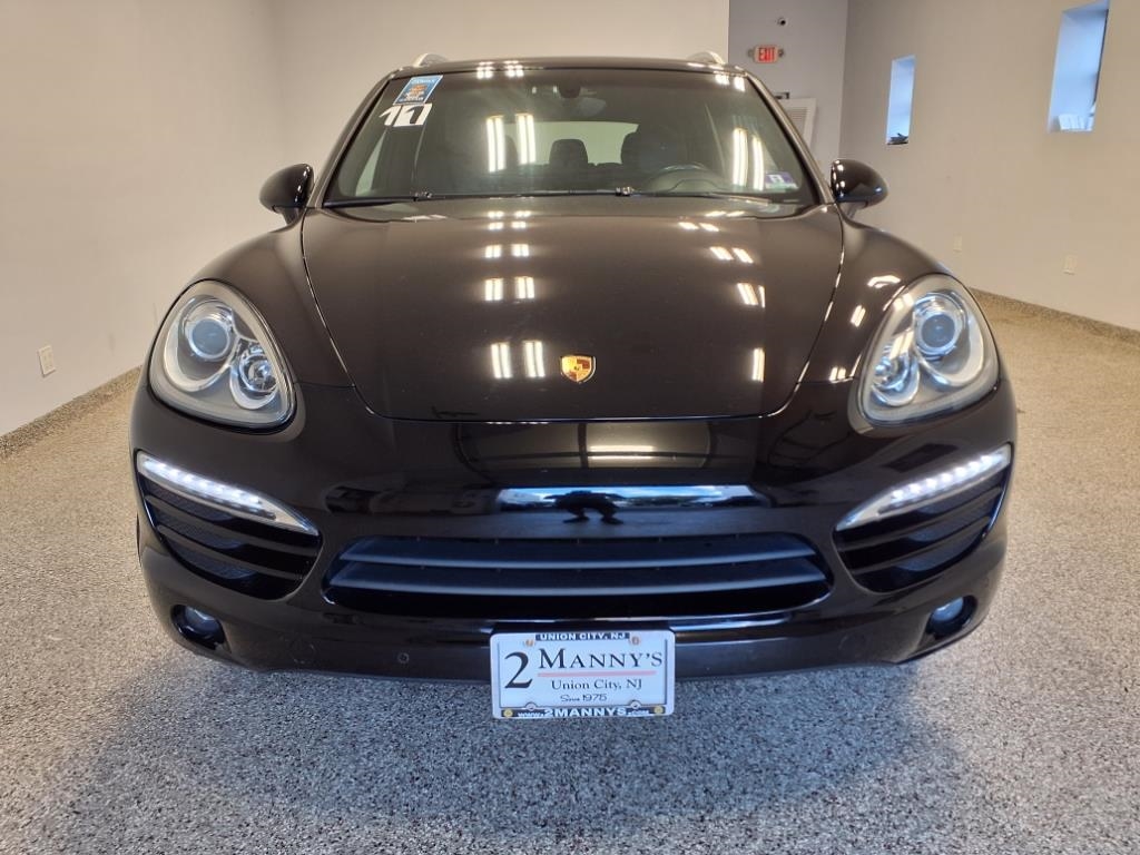 Porsche Cayenne AWD 2011