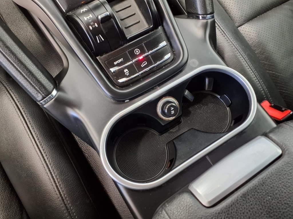 Porsche Cayenne AWD 2011