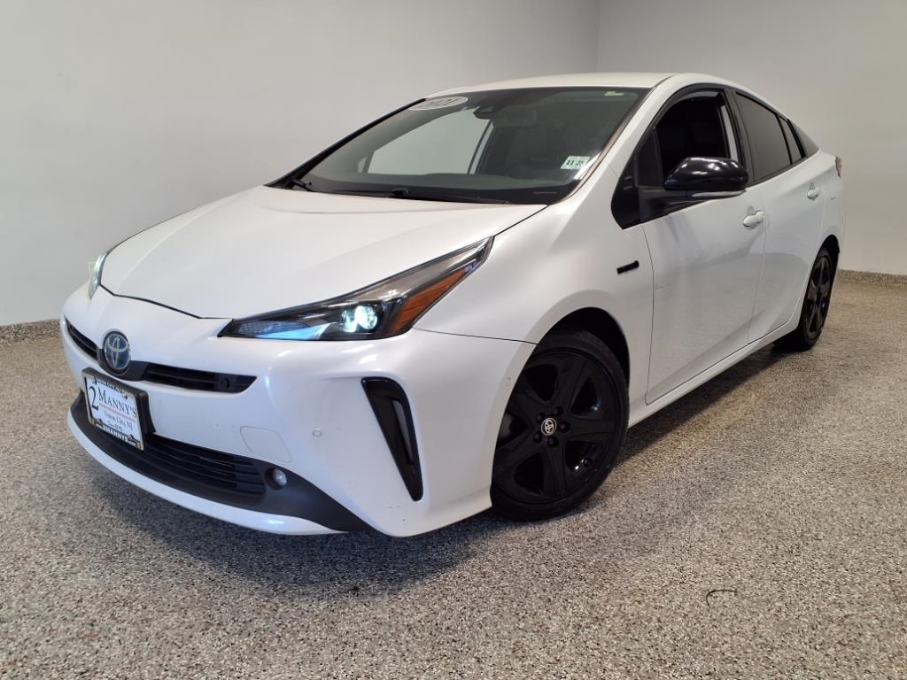 2021 Toyota Prius L Eco (Natl)