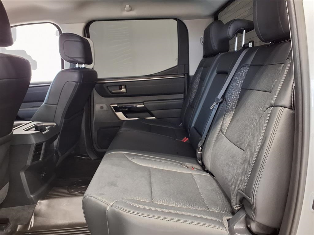 Toyota Tundra 4WD Platinum CrewMax 5.5' Bed (Natl) 2024