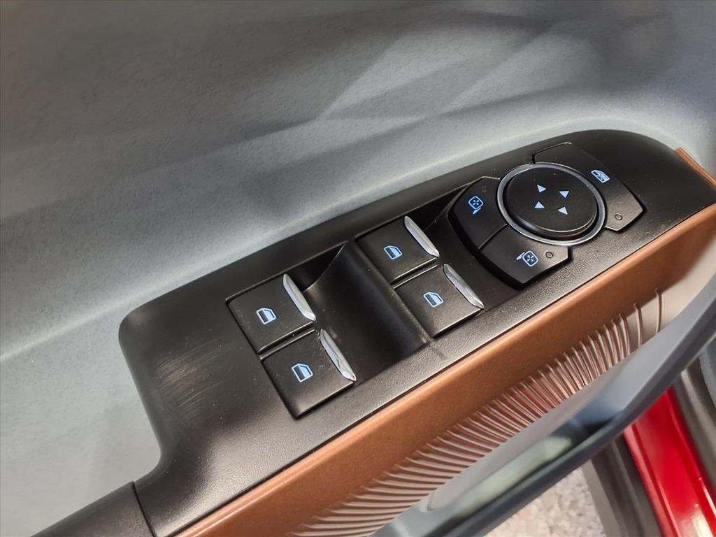 2022 Ford Maverick Lariat photo 11