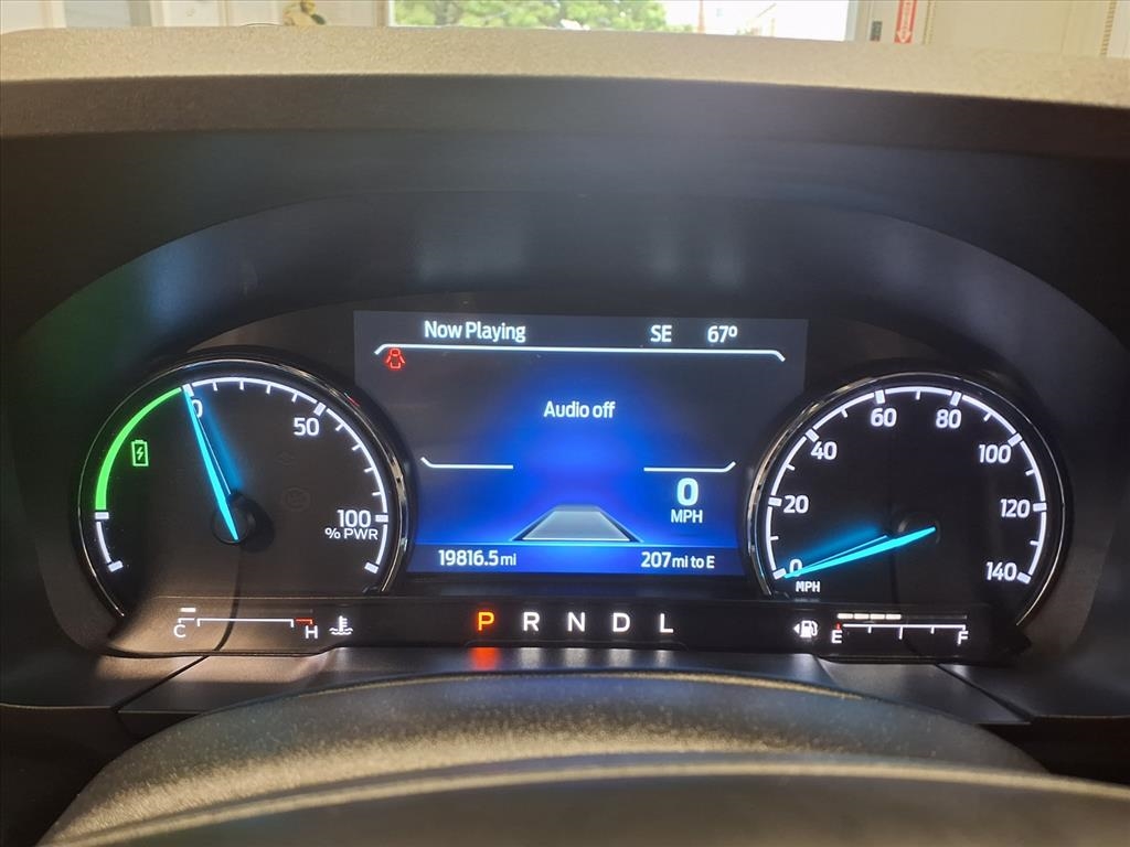 2022 Ford Maverick Lariat photo 18