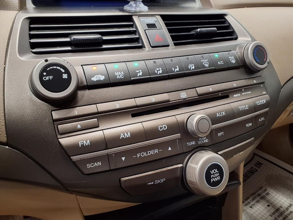 2010 Honda Accord LX photo 15