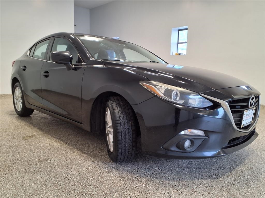 2016 Mazda Mazda3 Touring photo 3