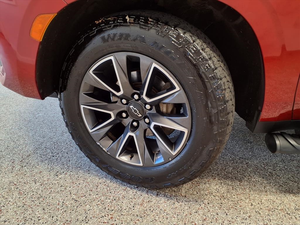 Chevrolet Tahoe 4WD 4dr Z71 2021