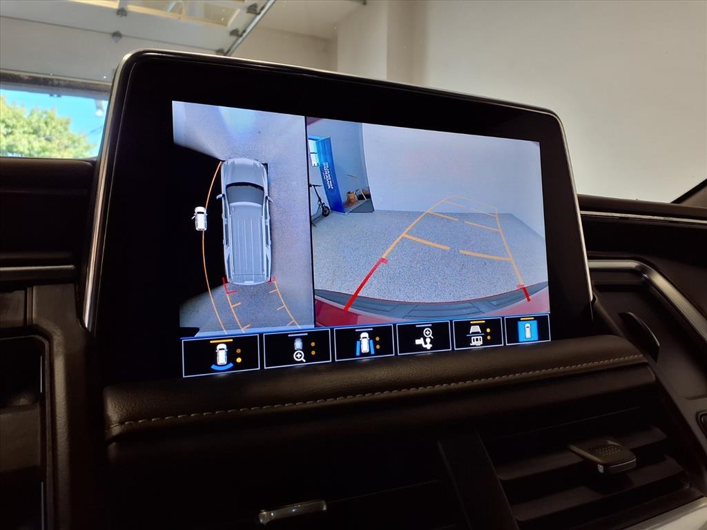 Chevrolet Tahoe 4WD 4dr Z71 2021