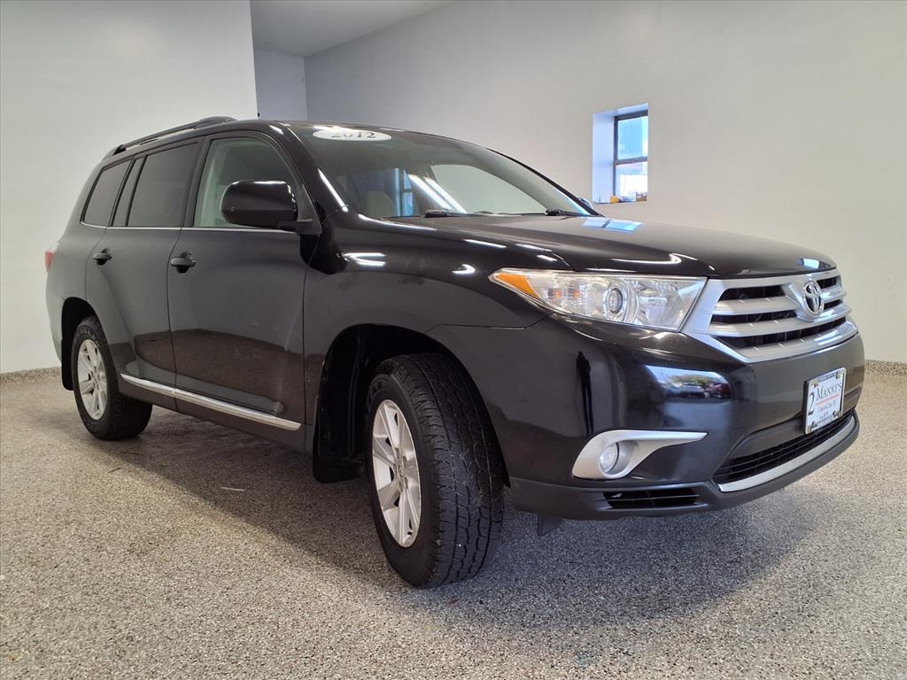 Toyota Highlander 4dr V6 4WD (Natl) 2012