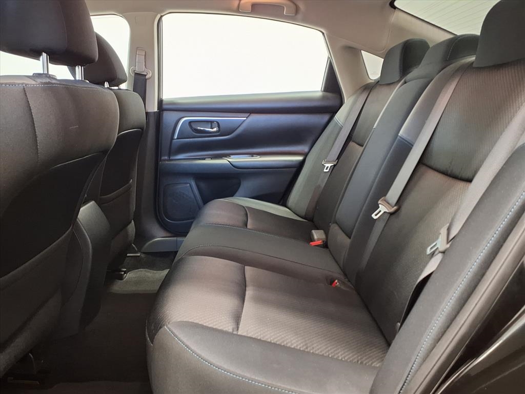 Nissan Altima 2.5 SR Sedan 2017