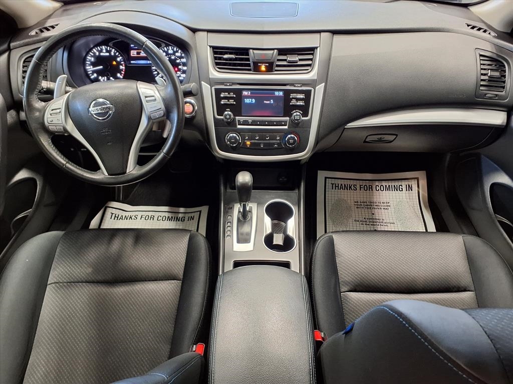 Nissan Altima 2.5 SR Sedan 2017