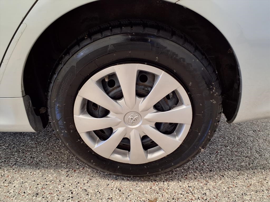 Toyota Corolla LE 2012