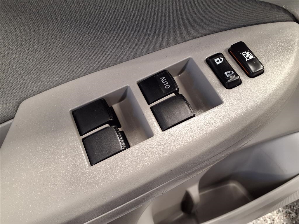 Toyota Corolla LE 2012