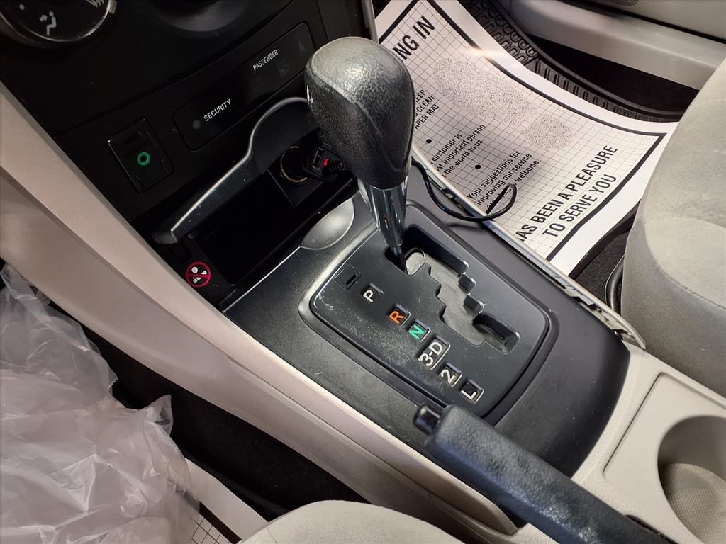 Toyota Corolla LE 2012