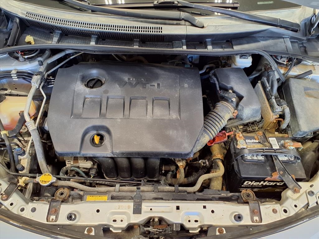 Toyota Corolla LE 2012