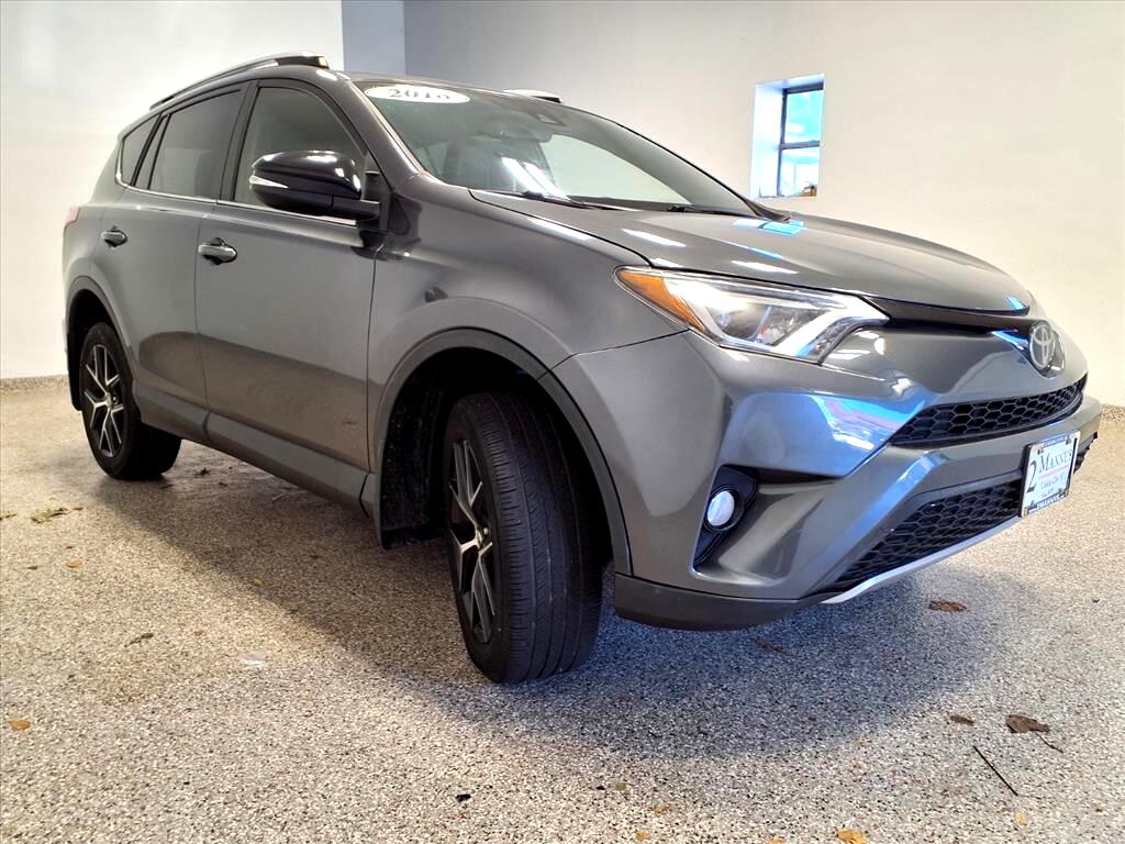 Toyota RAV4 SE AWD (Natl) 2018