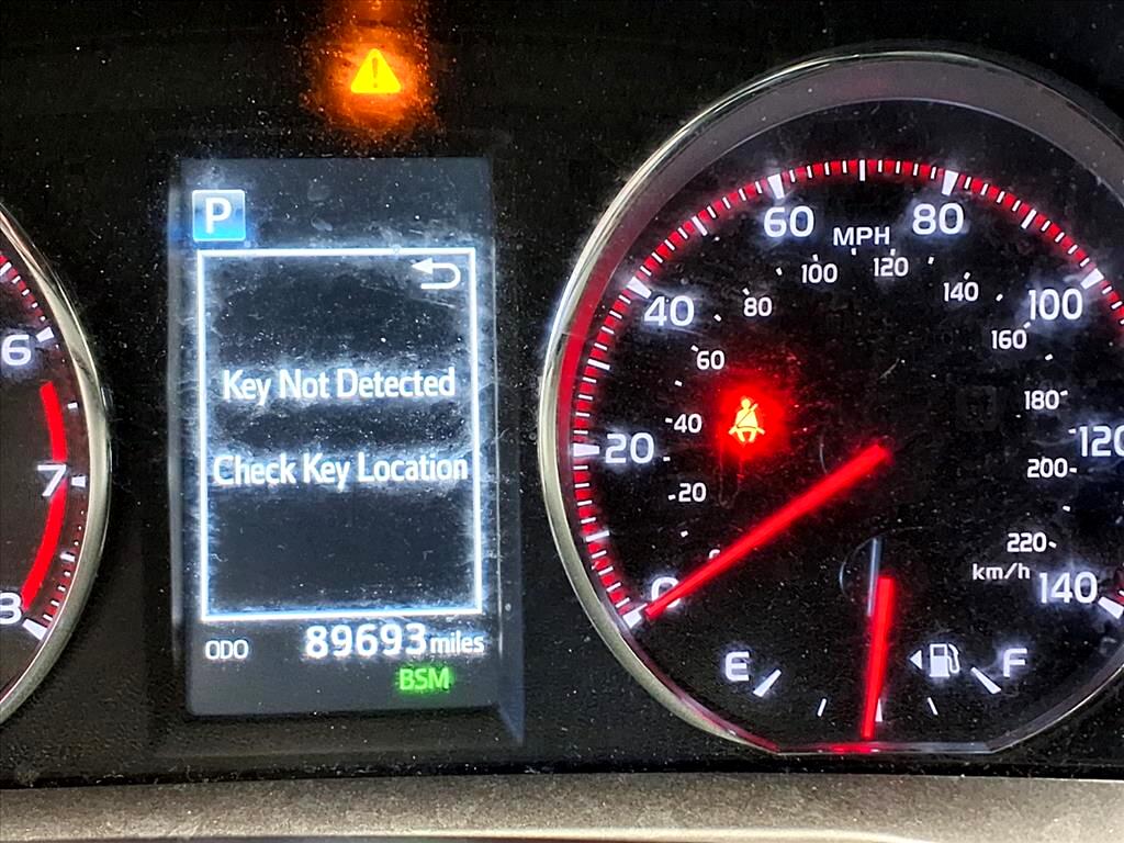 Toyota RAV4 SE AWD (Natl) 2018