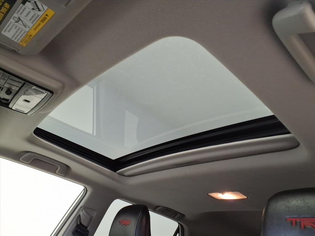 Toyota 4Runner SR5 4WD (Natl) 2017