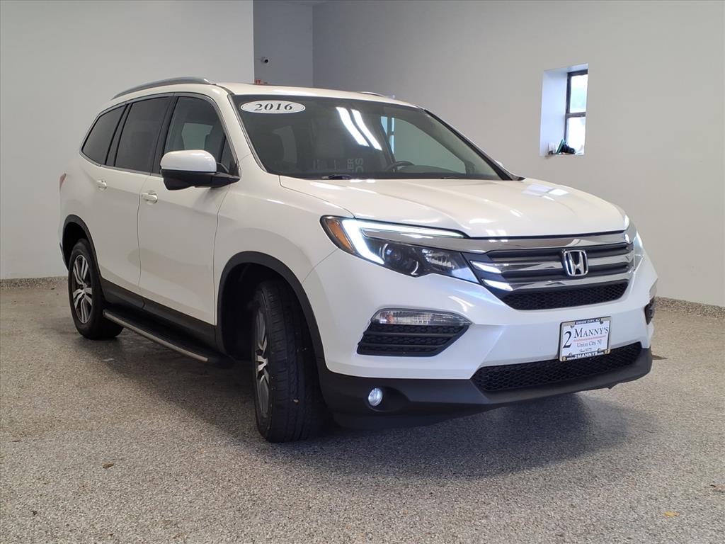 2016 Honda Pilot EX-L photo 2