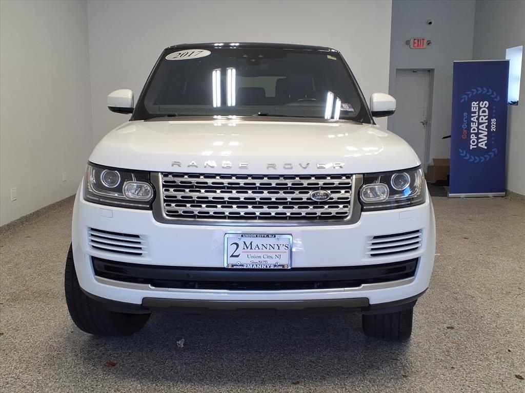 2017 Land Rover Range Rover SuperCharged HSE photo 2
