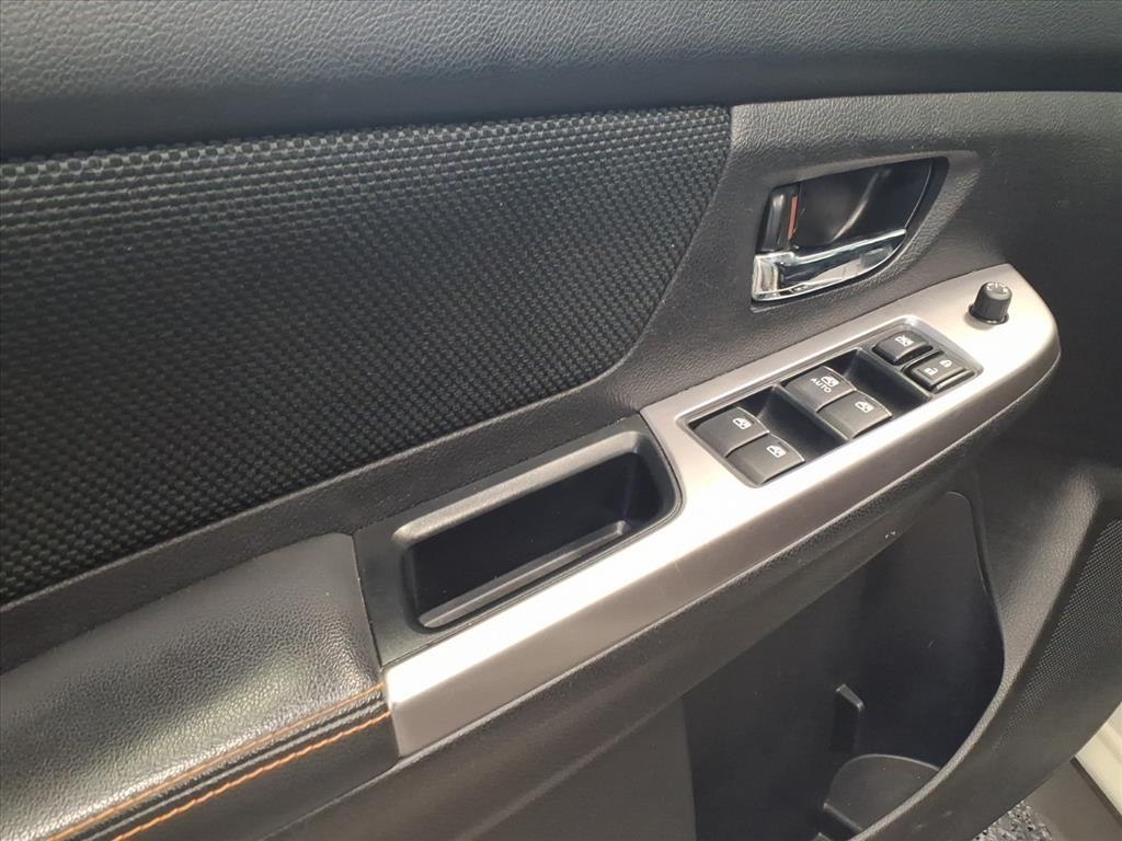 Subaru Crosstrek 5dr CVT 2.0i Premium 2016