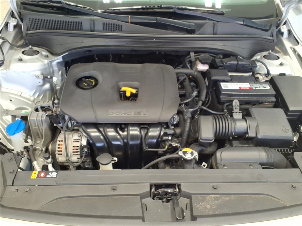 Kia Forte LXS IVT 2021