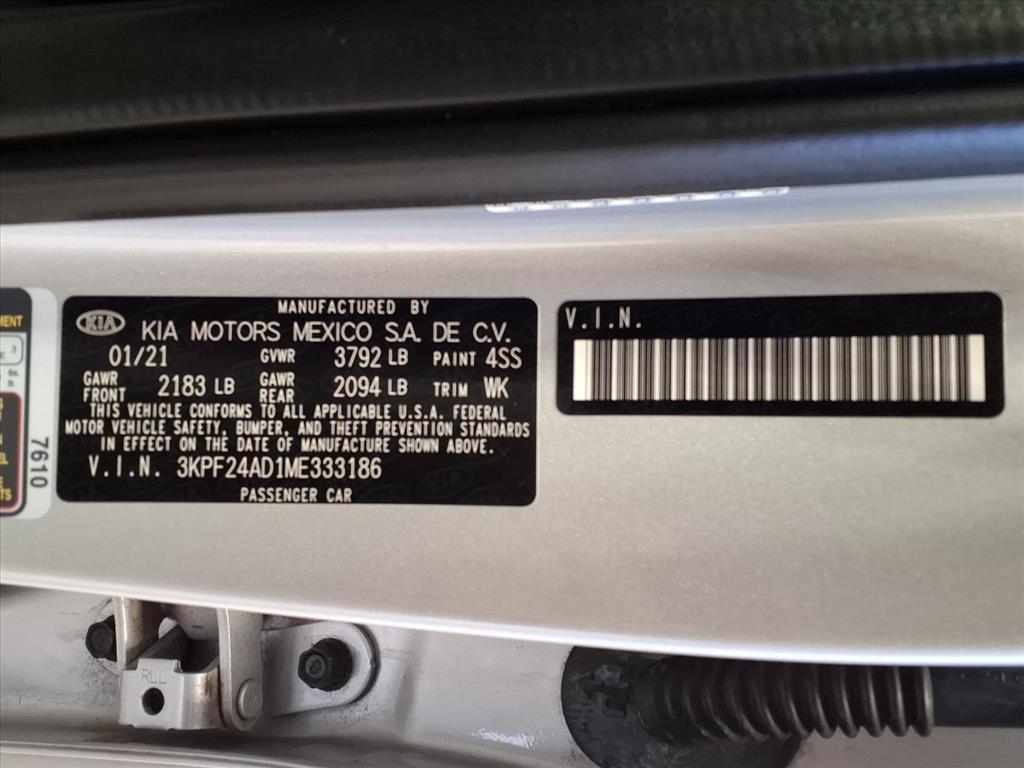 Kia Forte LXS IVT 2021