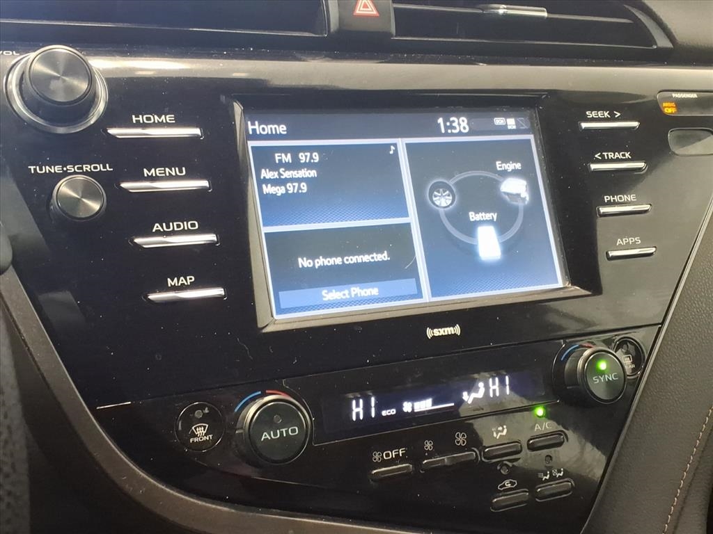 Toyota Camry Hybrid LE CVT (Natl) 2020